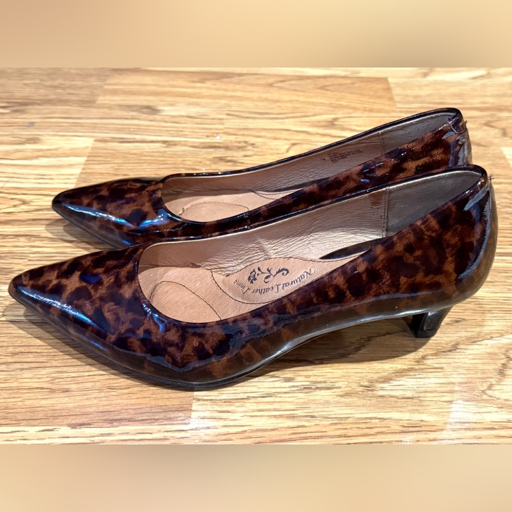 Sofft Patent Leather Tortoiseshell Heels Size 7M
